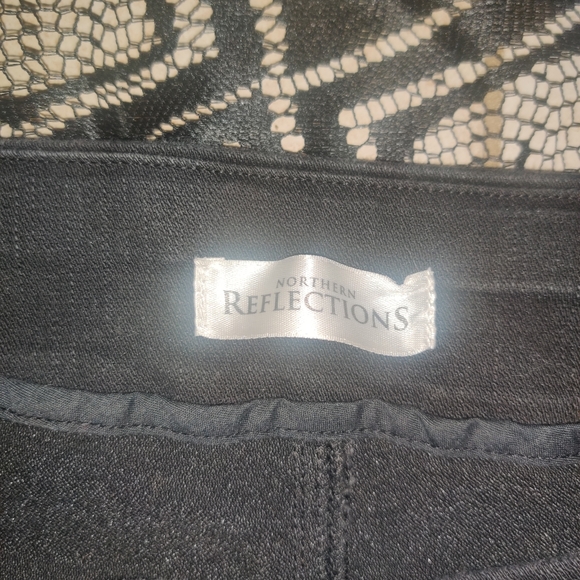 Northern Reflections Black Jeans - Picture 4 of 6